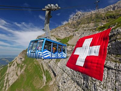Kurztrip in der Schweiz Langzeitferien im Tessin Aktivferien Barrierefreie Ferien Ferien fr Paare und Singles am Steuer in Lenk Die Zeit vergessen in Montfaucon Abenteuer Entlebuch Srenberg Bei Tieren und Bauern in Urnsch Ferienwohnung in Korsika buchen | Reka