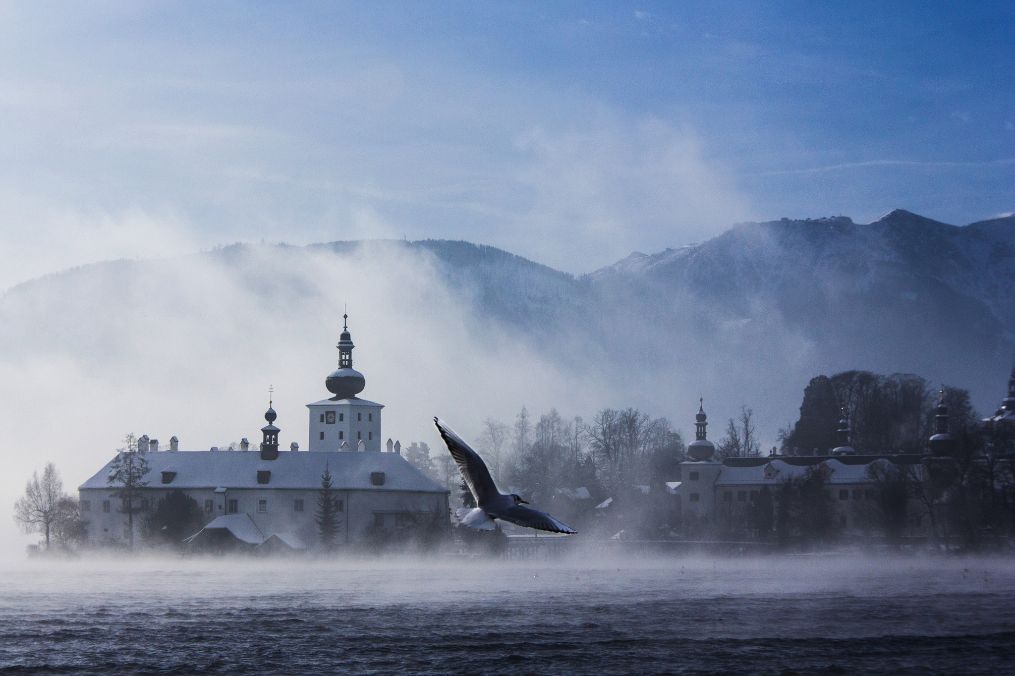 Schloss Ort am Traunsee Bild