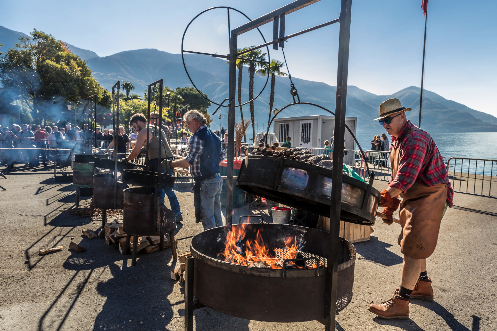 Postkarten-Romantik am Seeufer Bild