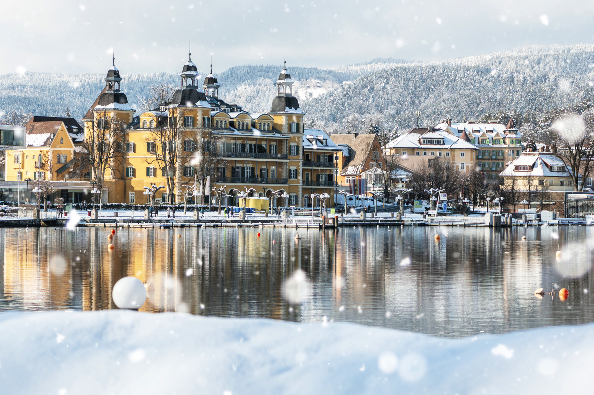winterliches Schlosshotel Velden Bild
