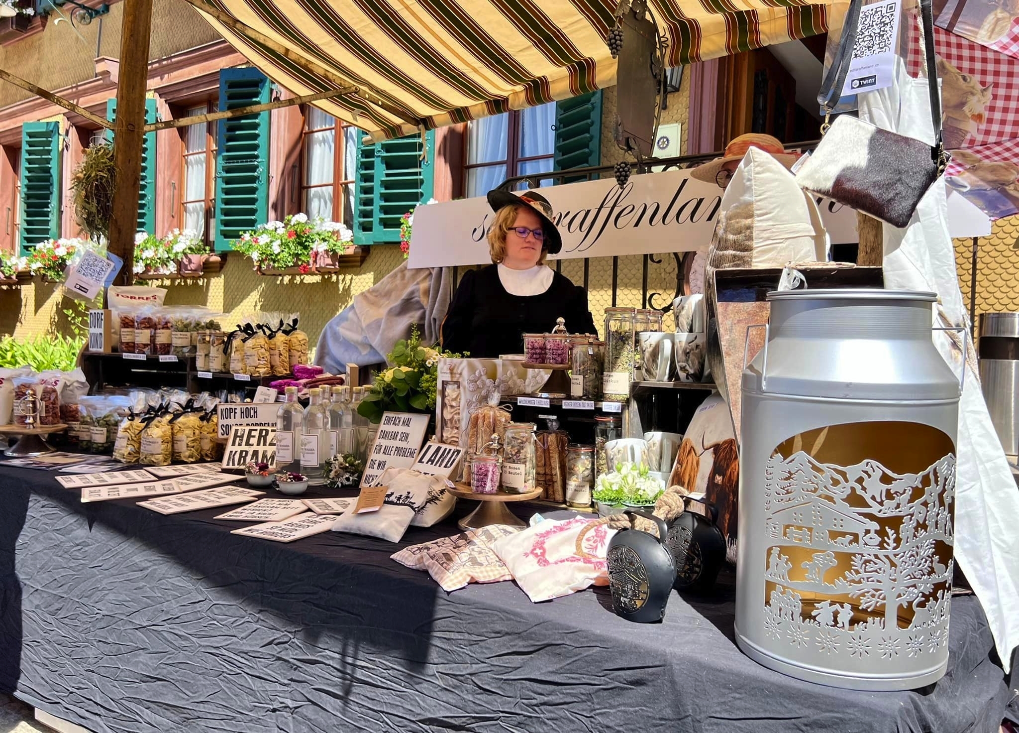 Jahrmarktambiente von anno dazumal Bild