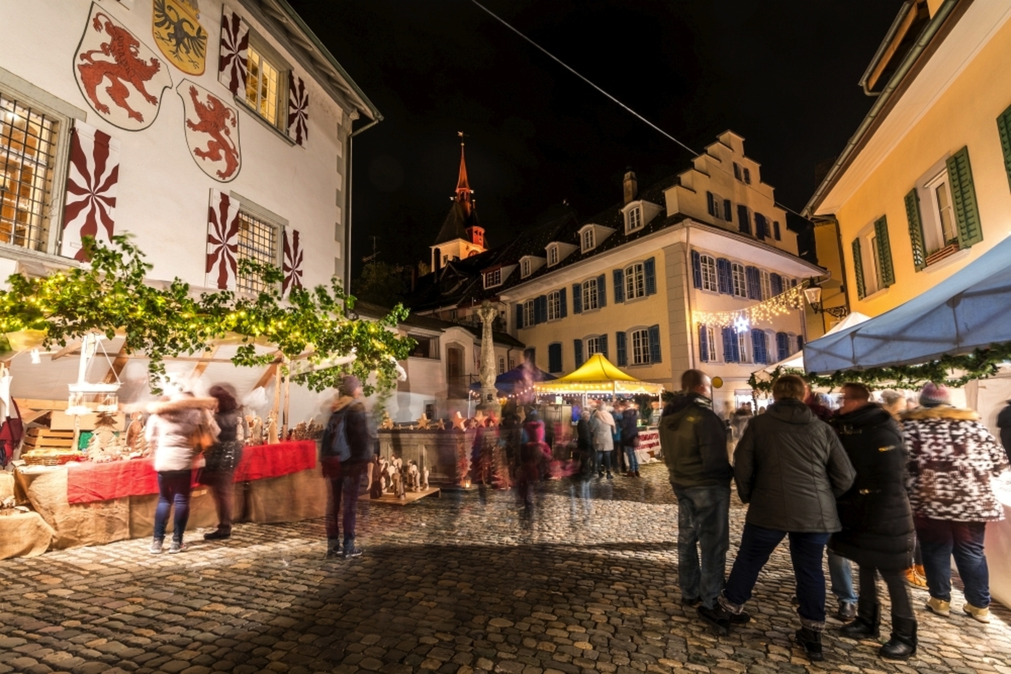 Lassen Sie sich in vorweihnachtliche Feststimmung versetzen Bild