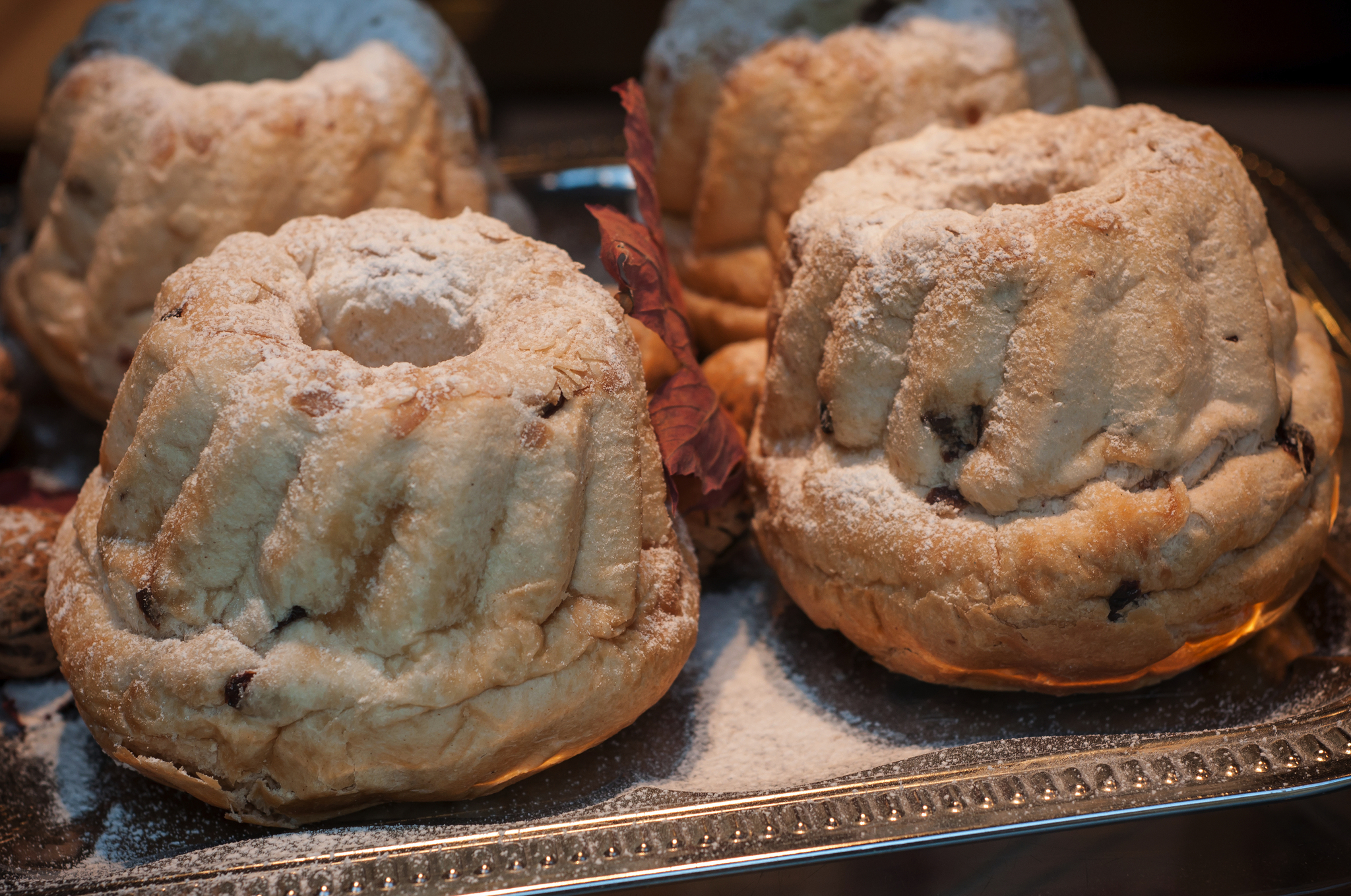Süsses Leben auf dem Weihnachtsmarkt Bild