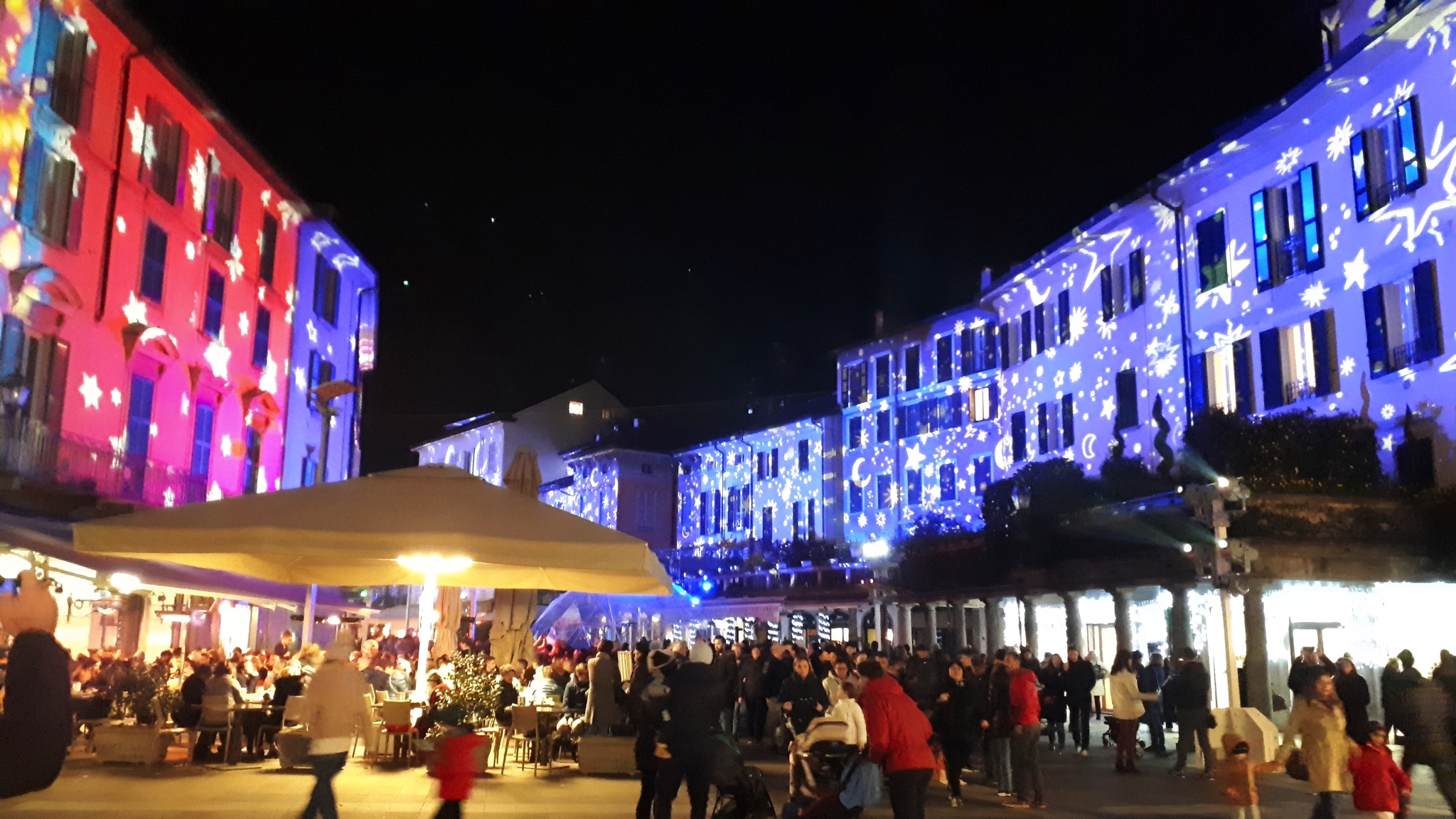 Lake Como Christmas Lights Bild
