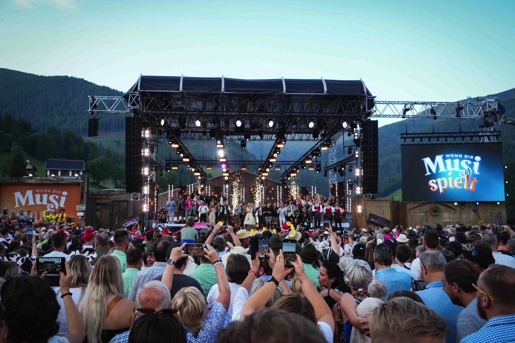 "Wenn die Musi spielt" - Open Air Bild