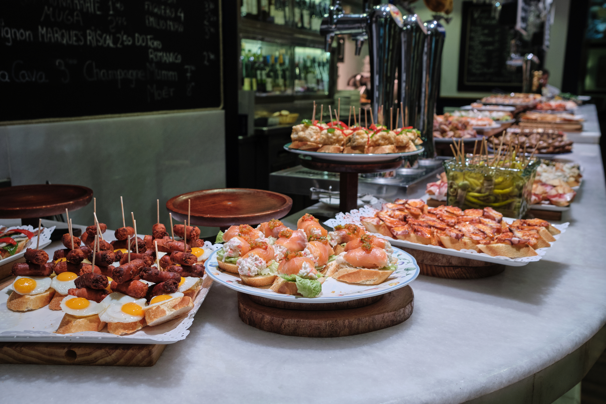Pintxos in San Sebastian Bild