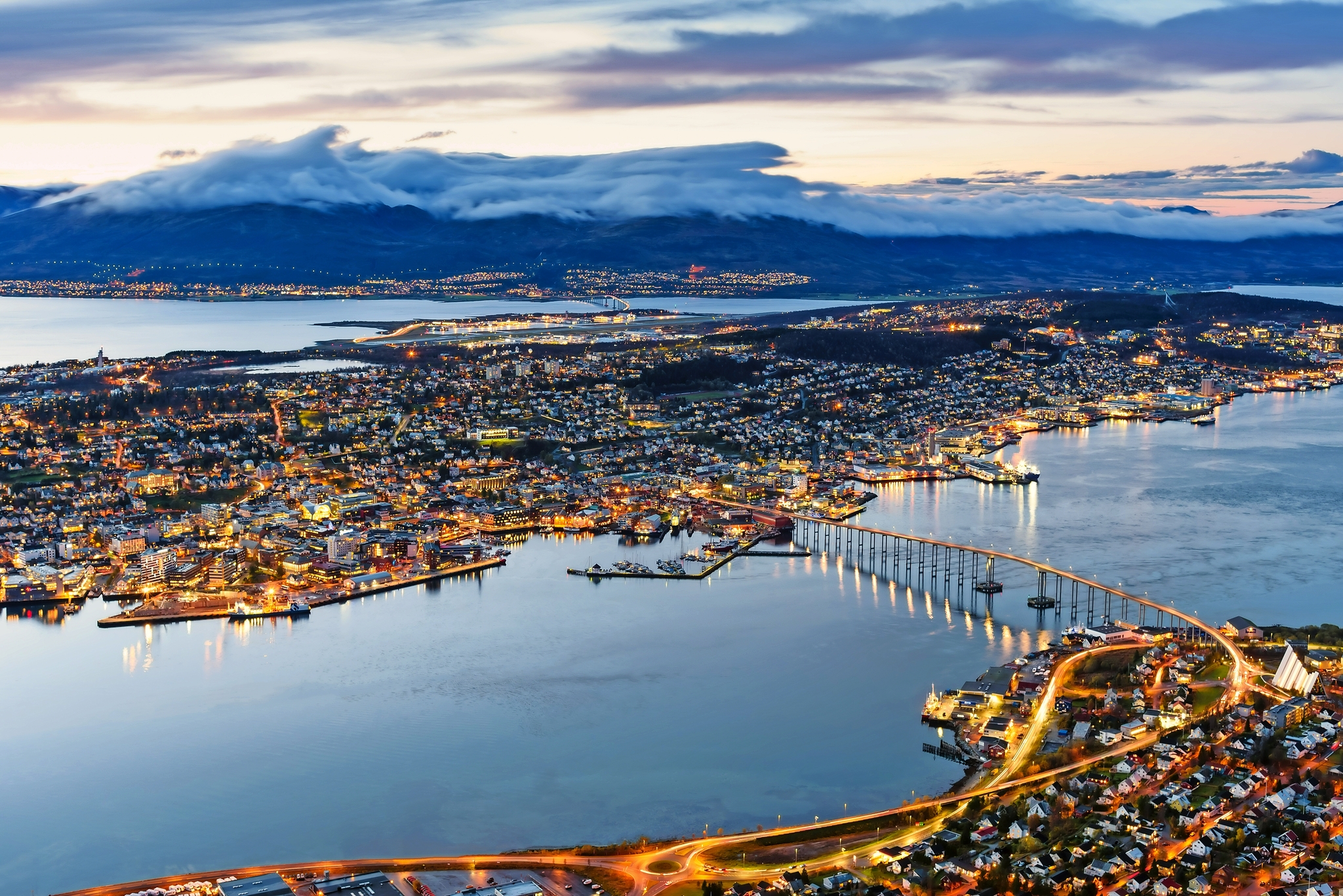 Stadtansicht von Tromso, Norwegen Bild